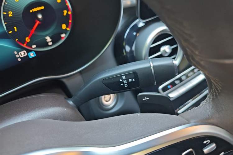 Used Mercedes-Benz GLC 2021 GLC 260 L 4MATIC Dynamic Edition Gear Lever