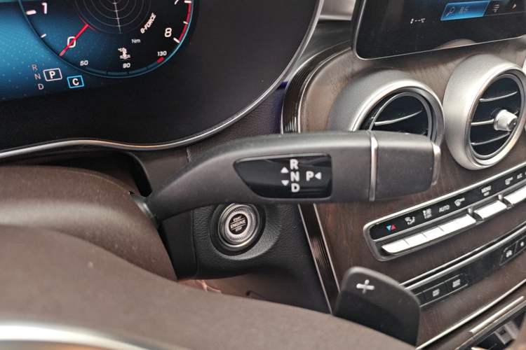 Used Mercedes-Benz GLC 2021 GLC 260 L 4MATIC Luxury Model Gear Lever
