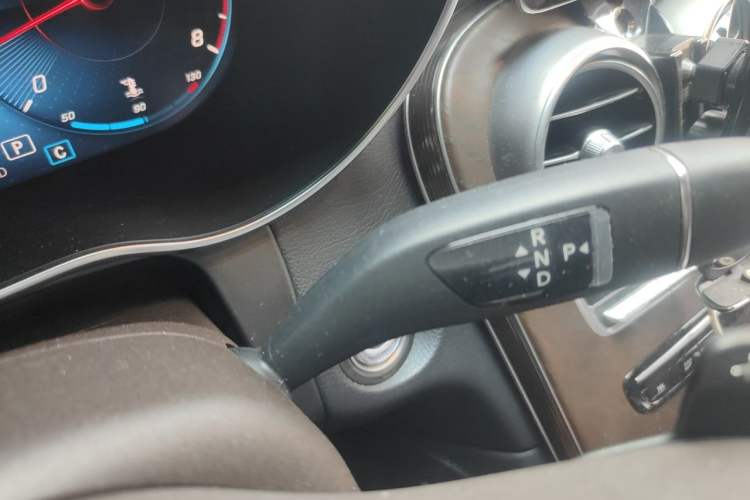 Used Mercedes-Benz GLC 2021 GLC 260 L 4MATIC Luxury Model Gear Lever