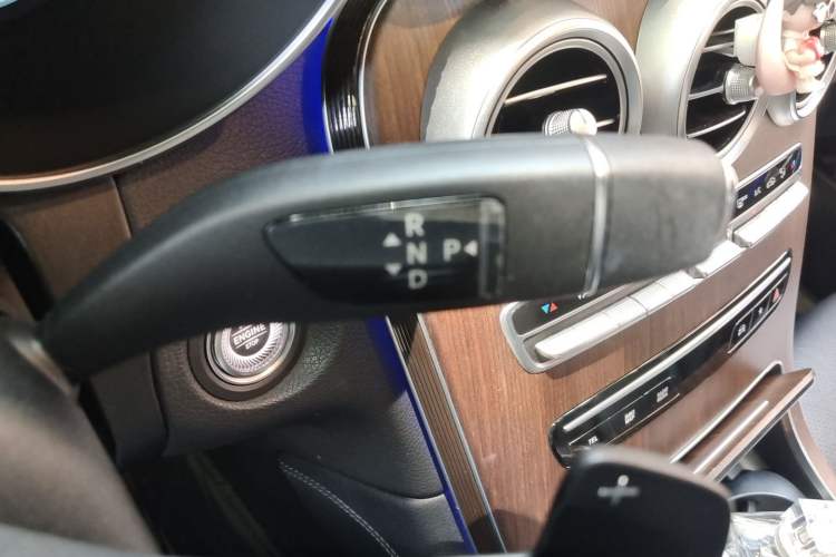 Used Mercedes-Benz GLC 2021 GLC 300 L 4MATIC Luxury Model Gear Lever