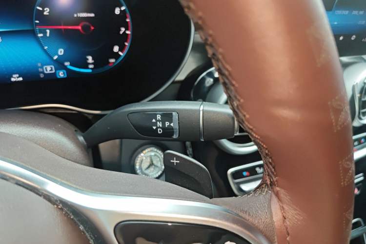 Used Mercedes-Benz GLC 2021 GLC 260 L 4MATIC Dynamic Edition Gear Lever