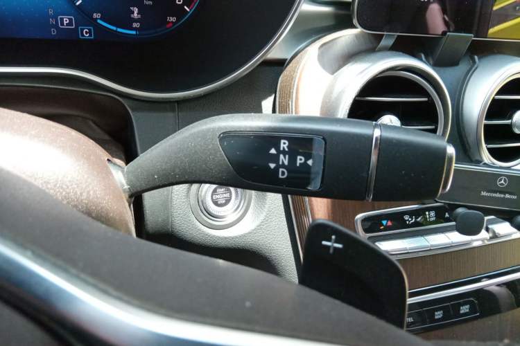Used Mercedes-Benz GLC 2021 GLC 300 L 4MATIC Dynamic Model Gear Lever