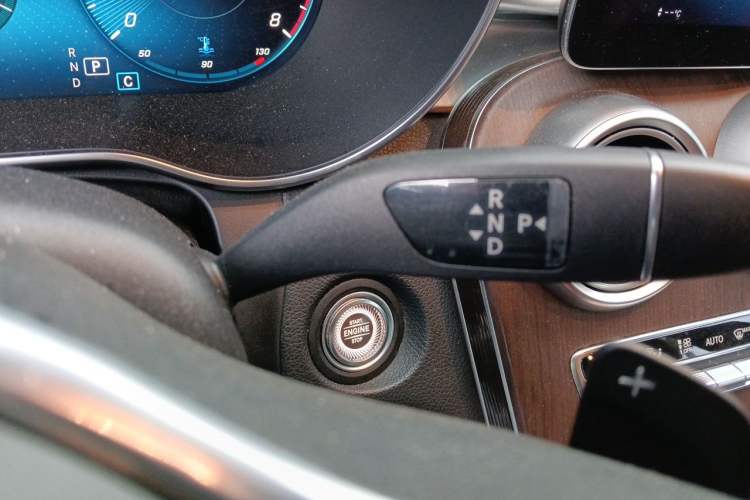 Used Mercedes-Benz GLC 2021 GLC 300 L 4MATIC AMG-Line Gear Lever