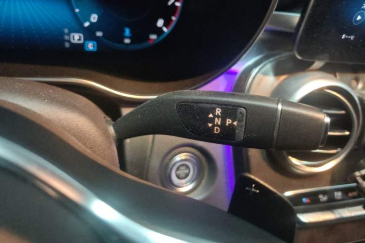 Used Mercedes-Benz GLC 2021 GLC 260 L 4MATIC Luxury Model Gear Lever
