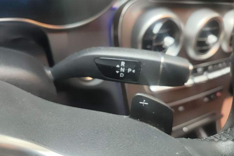 Used Mercedes-Benz GLC 2021 GLC 260 L 4MATIC Luxury Model Gear Lever