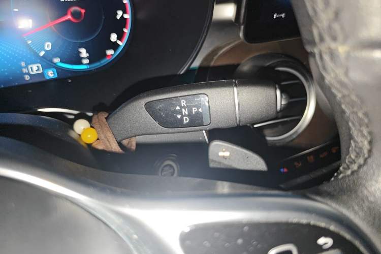 Used Mercedes-Benz GLC 2021 GLC 260 L 4MATIC Luxury Model Gear Lever