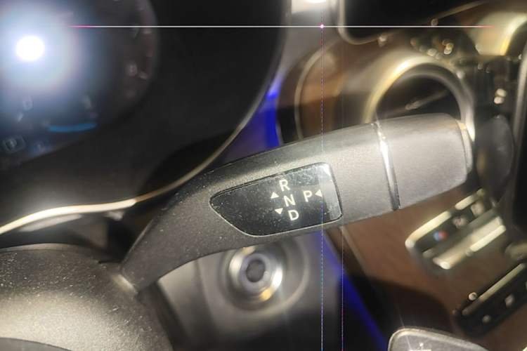 Used Mercedes-Benz GLC 2021 GLC 260 L 4MATIC Luxury Model Gear Lever