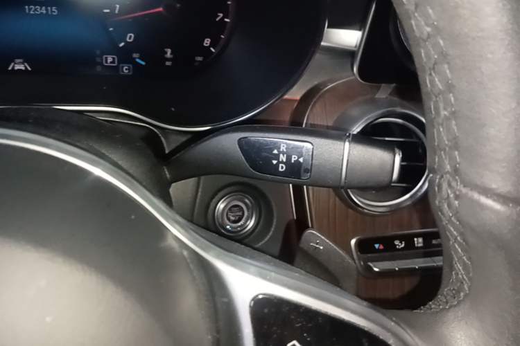 Used Mercedes-Benz GLC 2021 GLC 300 L 4MATIC Luxury Model Gear Lever