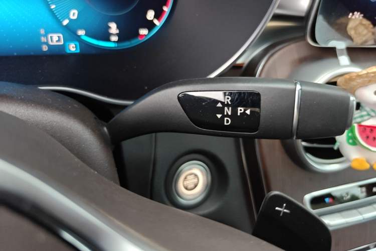 Used Mercedes-Benz GLC 2021 GLC 300 L 4MATIC Dynamic Model Gear Lever