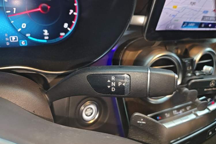 Used Mercedes-Benz GLC 2021 GLC 260 L 4MATIC Luxury Model Gear Lever