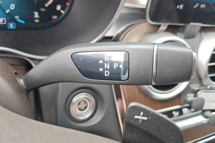 Used Mercedes-Benz GLC 2021 GLC 300 L 4MATIC Dynamic Model Gear Lever