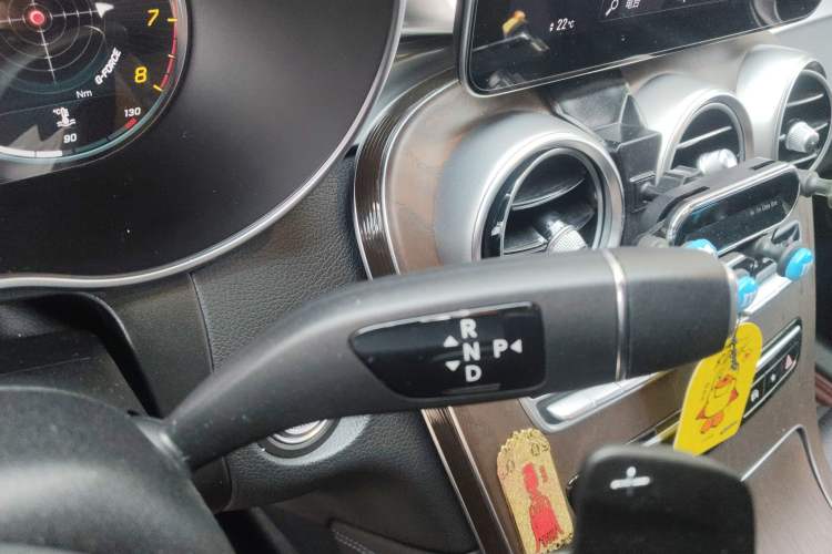 Used Mercedes-Benz GLC 2021 GLC 260 L 4MATIC Luxury Model Gear Lever
