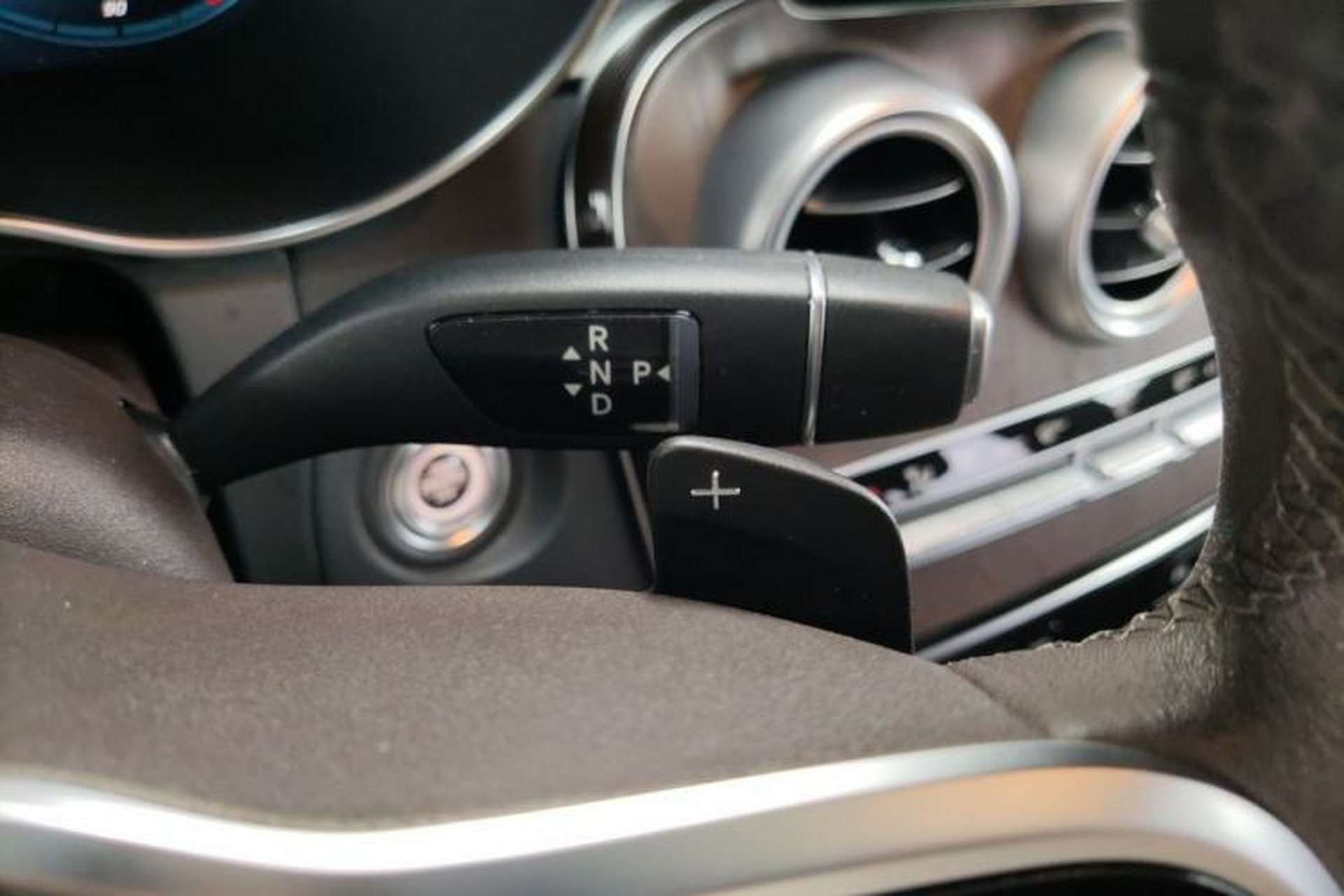 Used Mercedes-Benz GLC 2021 GLC 260 L 4MATIC Luxury Model Gear Lever