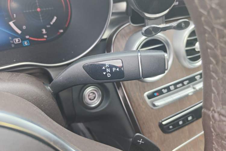 Used Mercedes-Benz GLC 2021 GLC 260 L 4MATIC Luxury Model Gear Lever