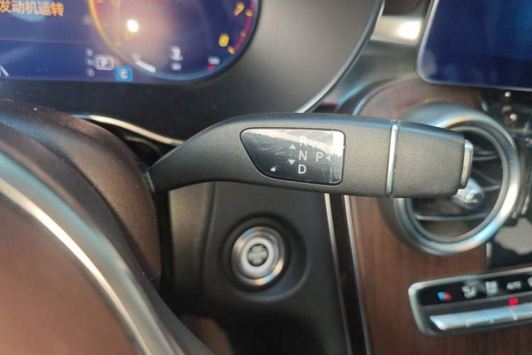 Used Mercedes-Benz GLC 2021 GLC 300 L 4MATIC Dynamic Model Gear Lever