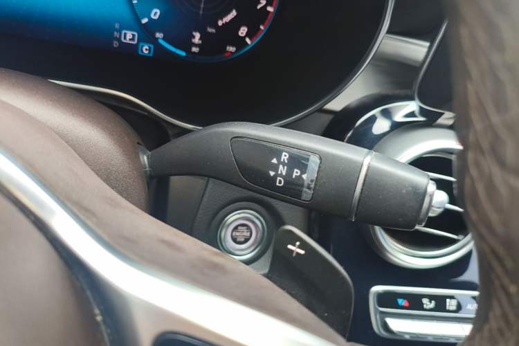 Used Mercedes-Benz GLC 2021 GLC 260 L 4MATIC Dynamic Edition Gear Lever
