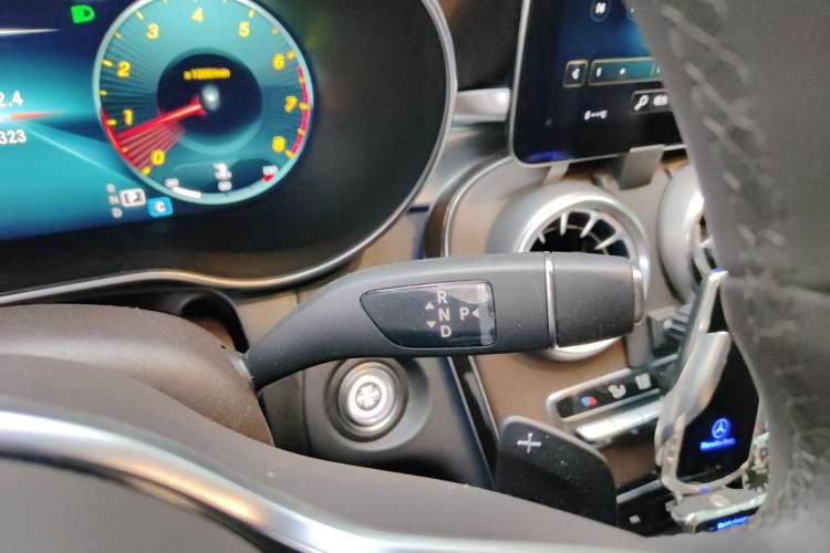 Used Mercedes-Benz GLC 2021 GLC 260 L 4MATIC Luxury Model Gear Lever