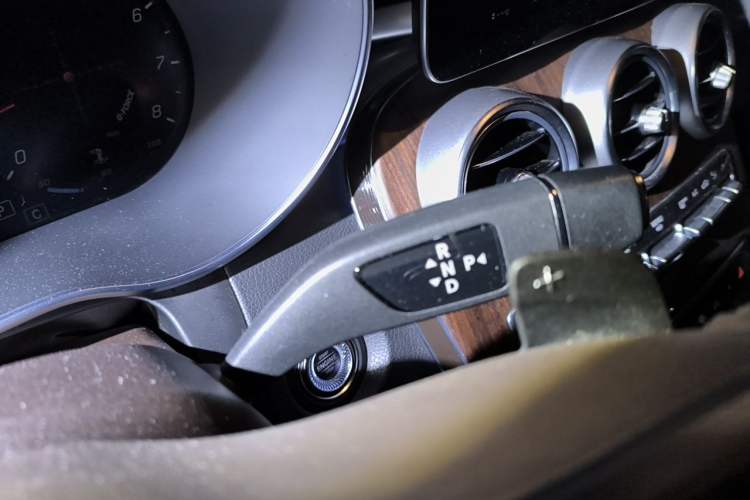 Used Mercedes-Benz GLC 2021 GLC 300 L 4MATIC Dynamic Model Gear Lever