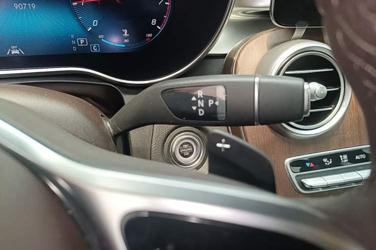 Used Mercedes-Benz GLC 2021 GLC 300 L 4MATIC Dynamic Model Gear Lever