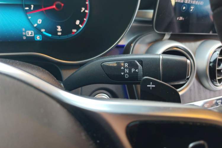 Used Mercedes-Benz GLC 2021 GLC 260 L 4MATIC Luxury Model Gear Lever