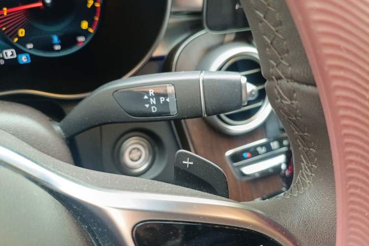 Used Mercedes-Benz GLC 2021 GLC 300 L 4MATIC Dynamic Model Gear Lever