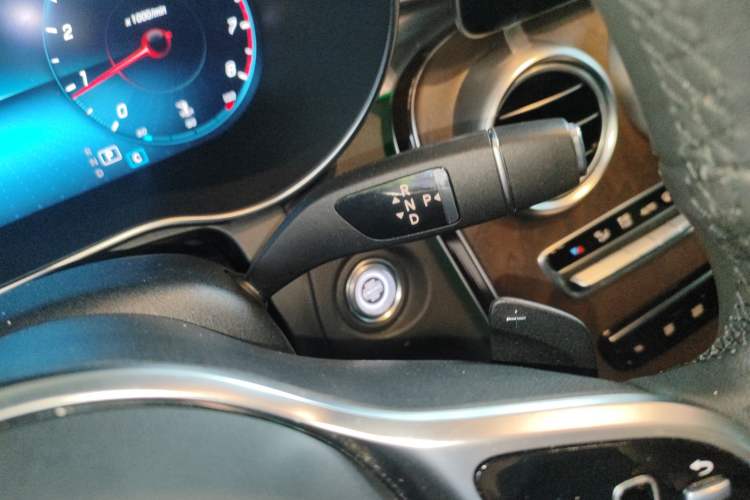 Used Mercedes-Benz GLC 2021 GLC 260 L 4MATIC Luxury Model Gear Lever