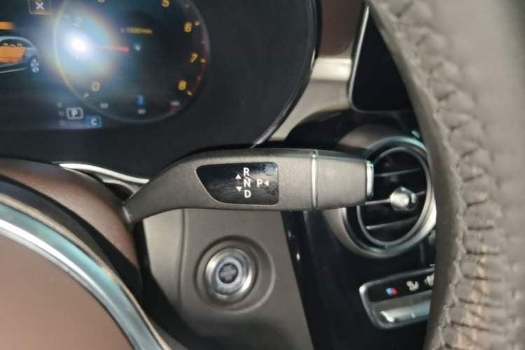 Used Mercedes-Benz GLC 2021 GLC 260 L 4MATIC Dynamic Edition Gear Lever