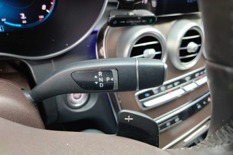 Used Mercedes-Benz GLC 2021 GLC 260 L 4MATIC Luxury Model Gear Lever