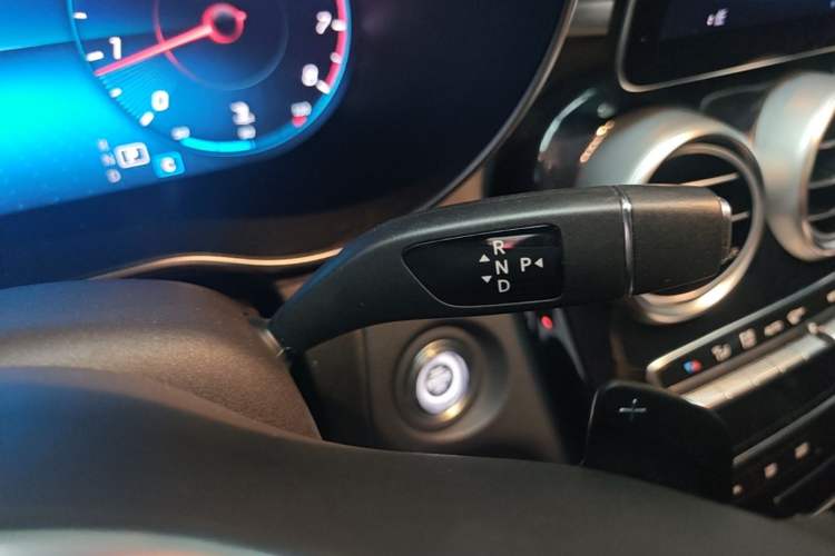 Used Mercedes-Benz GLC 2021 GLC 260 L 4MATIC Dynamic Edition Gear Lever