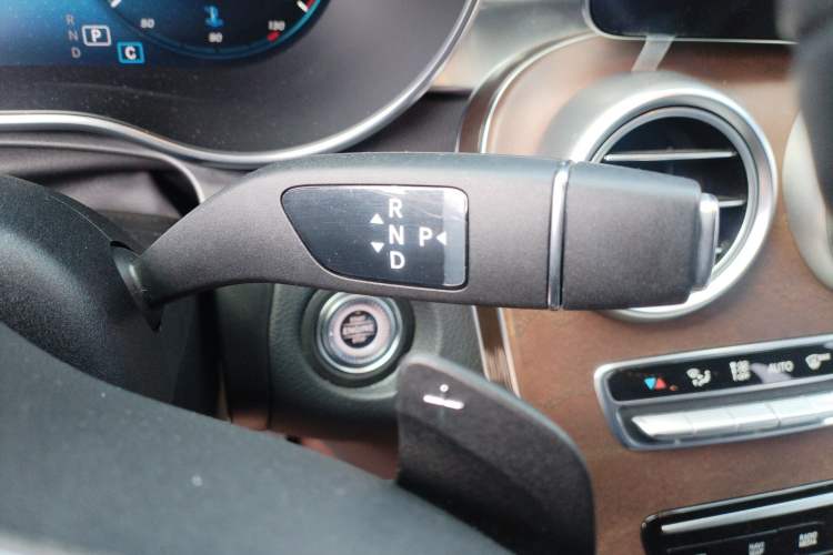 Used Mercedes-Benz GLC 2021 GLC 300 L 4MATIC Dynamic Model Gear Lever