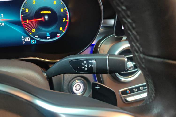 Used Mercedes-Benz GLC 2021 GLC 260 L 4MATIC Luxury Model Gear Lever