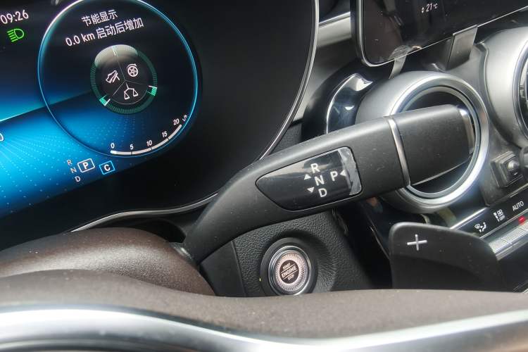 Used Mercedes-Benz GLC 2021 GLC 260 L 4MATIC Dynamic Edition Gear Lever