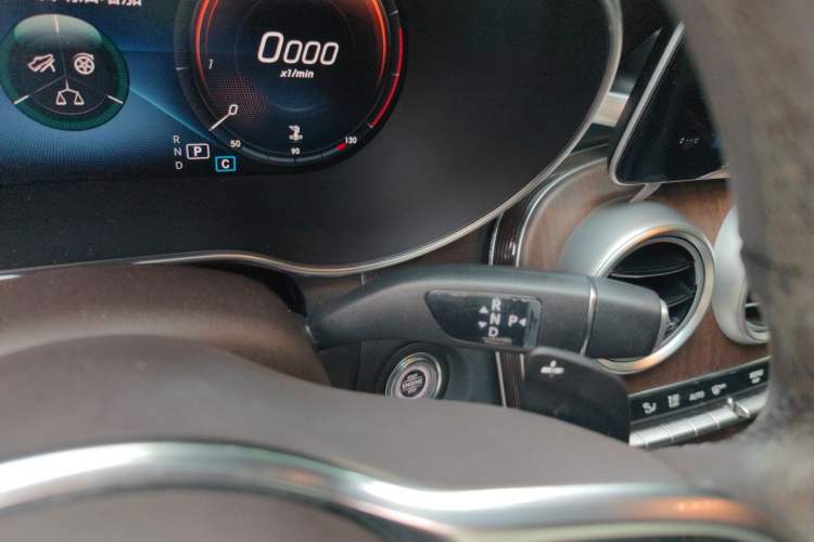 Used Mercedes-Benz GLC 2021 GLC 300 L 4MATIC Dynamic Model Gear Lever