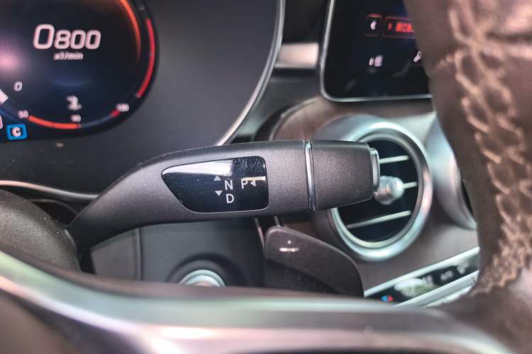 Used Mercedes-Benz GLC 2021 GLC 300 L 4MATIC Dynamic Model Gear Lever