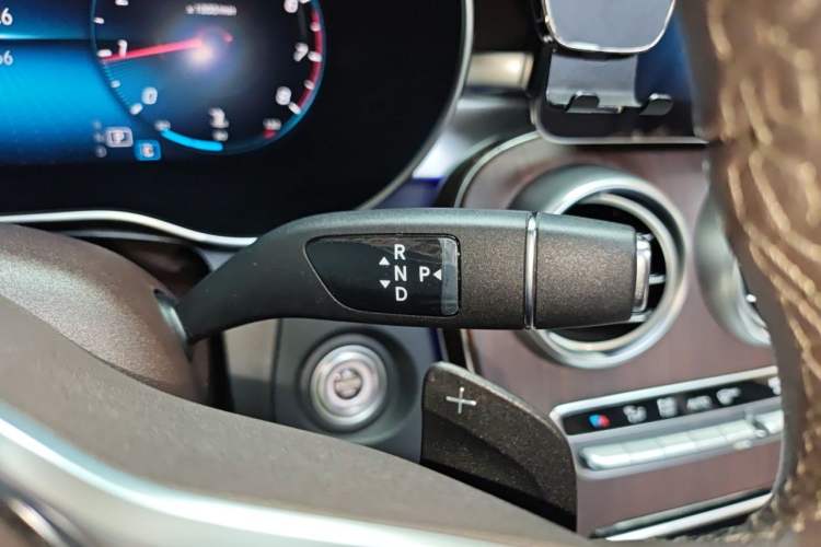 Used Mercedes-Benz GLC 2021 GLC 300 L 4MATIC Dynamic Model Gear Lever