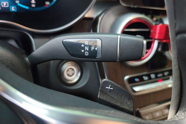 Used Mercedes-Benz GLC 2021 GLC 300 L 4MATIC Dynamic Model Gear Lever