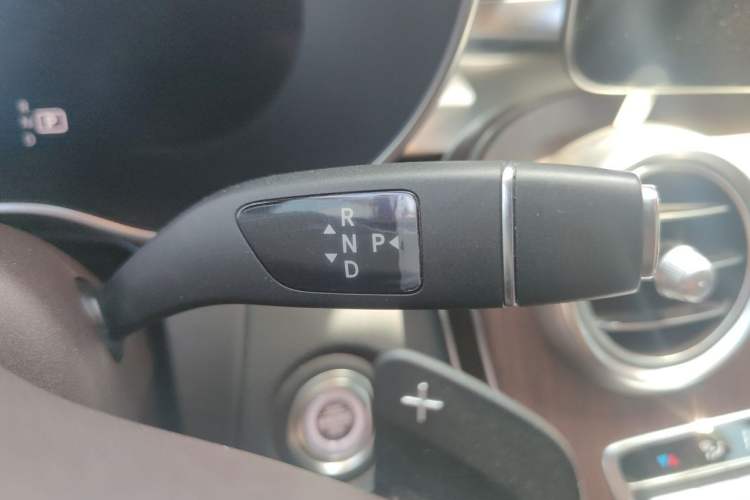 Used Mercedes-Benz GLC 2021 GLC 300 L 4MATIC Dynamic Model Gear Lever