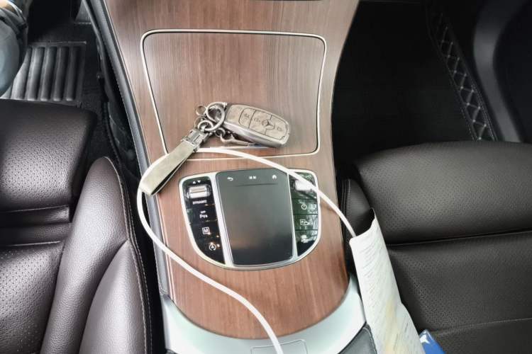 Used Mercedes-Benz GLC 2021 GLC 300 L 4MATIC Dynamic Model Gear Lever
