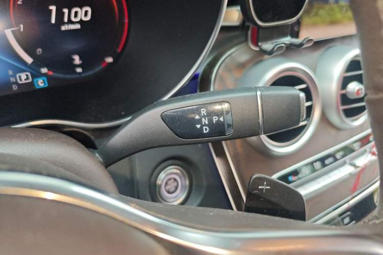 Used Mercedes-Benz GLC 2021 GLC 260 L 4MATIC Luxury Model Gear Lever