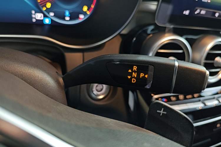 Used Mercedes-Benz GLC 2021 GLC 260 L 4MATIC Dynamic Edition Gear Lever
