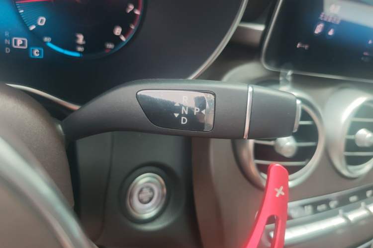 Used Mercedes-Benz GLC 2021 GLC 260 L 4MATIC Dynamic Edition Gear Lever