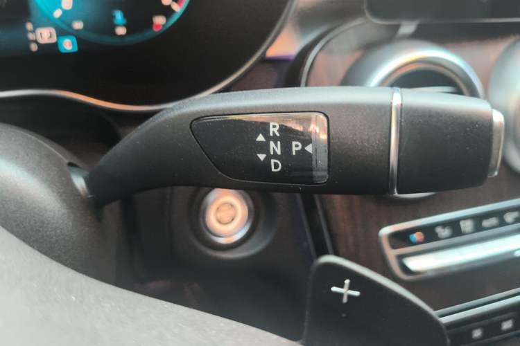 Used Mercedes-Benz GLC 2021 GLC 300 L 4MATIC Dynamic Model Gear Lever