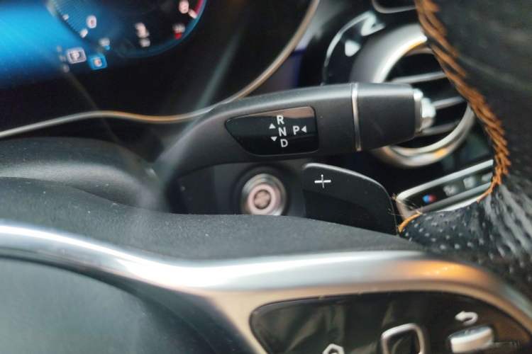 Used Mercedes-Benz GLC 2021 GLC 260 L 4MATIC Dynamic Edition Gear Lever