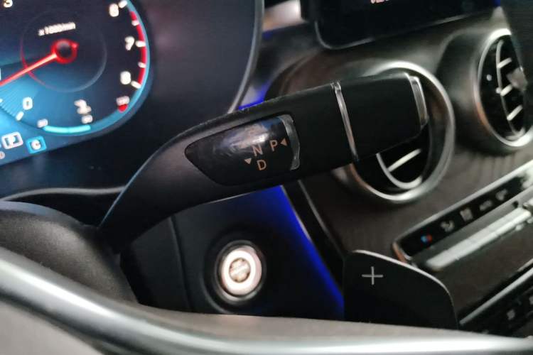 Used Mercedes-Benz GLC 2021 GLC 260 L 4MATIC Luxury Model Gear Lever