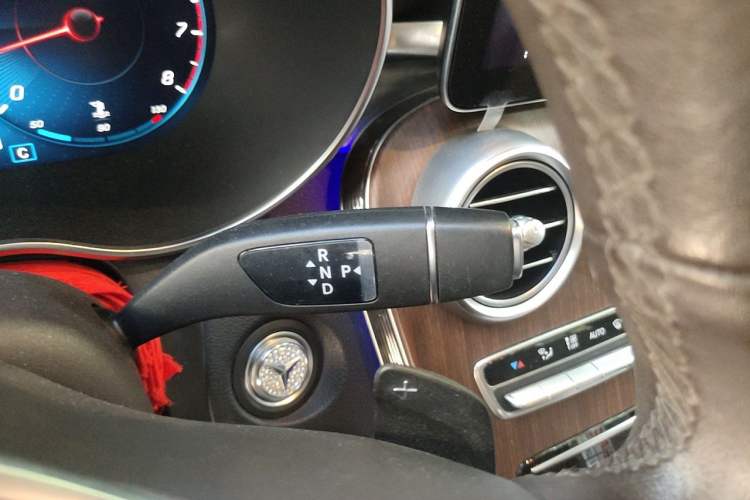 Used Mercedes-Benz GLC 2021 GLC 300 L 4MATIC Dynamic Model Gear Lever