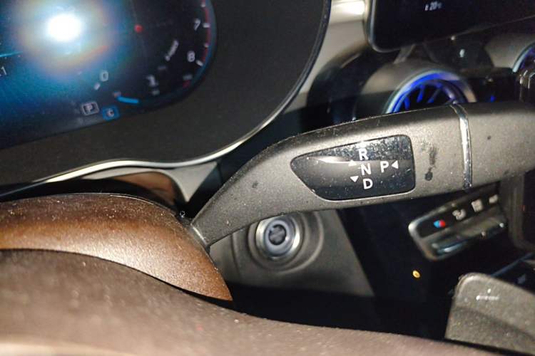 Used Mercedes-Benz GLC 2021 GLC 260 L 4MATIC Dynamic Edition Gear Lever