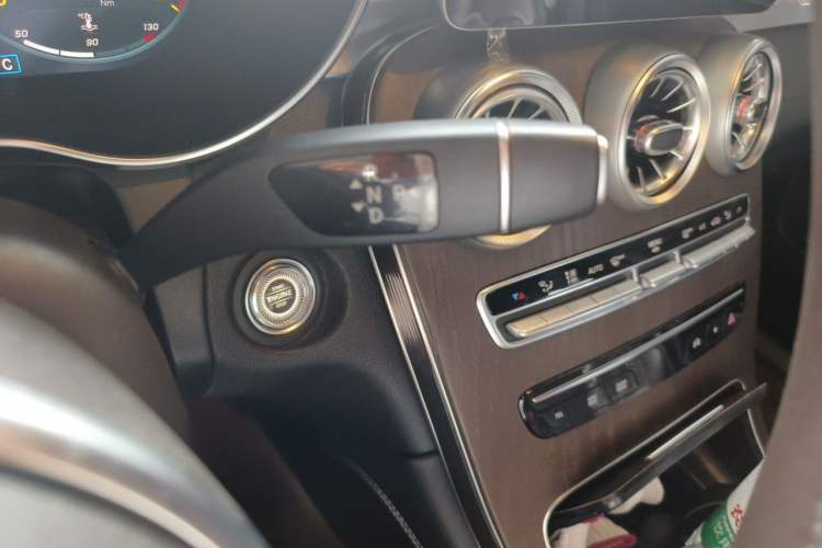 Used Mercedes-Benz GLC 2021 GLC 260 L 4MATIC Luxury Model Gear Lever