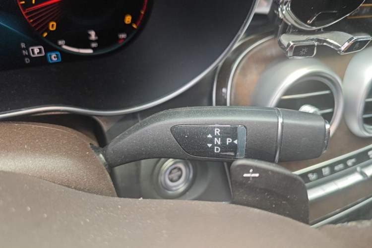 Used Mercedes-Benz GLC 2021 GLC 260 L 4MATIC Luxury Model Gear Lever