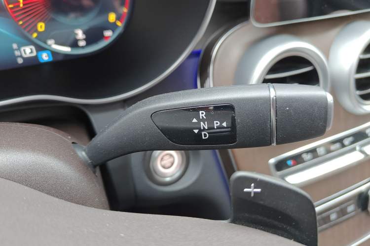 Used Mercedes-Benz GLC 2021 GLC 300 L 4MATIC Luxury Model Gear Lever