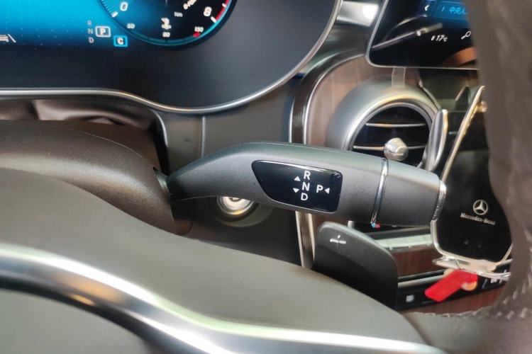 Used Mercedes-Benz GLC 2021 GLC 300 L 4MATIC Dynamic Model Gear Lever